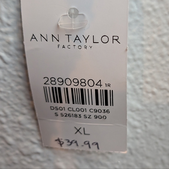 NWT Ann Taylor Factory Lace Front Camisole - Navy Blue - Size XL - Picture 3 of 10